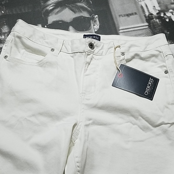 NWT! CHEROKEE HERITAGE WHITE JEANS - Picture 4 of 8